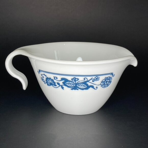 Vintage Corelle Old Town Blue Onion 4 Hook Handle Cups+Cream and Sugar Set - Picture 14 of 15